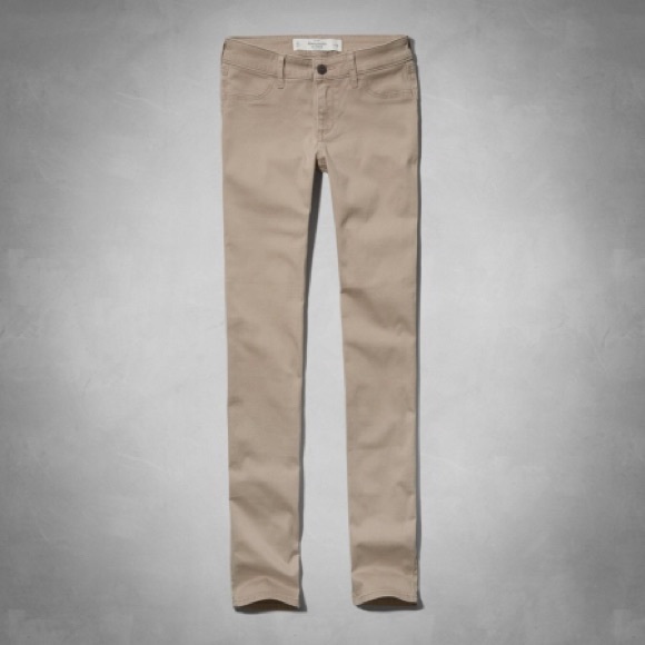 Abercrombie & Fitch Pants - A&F khakis !